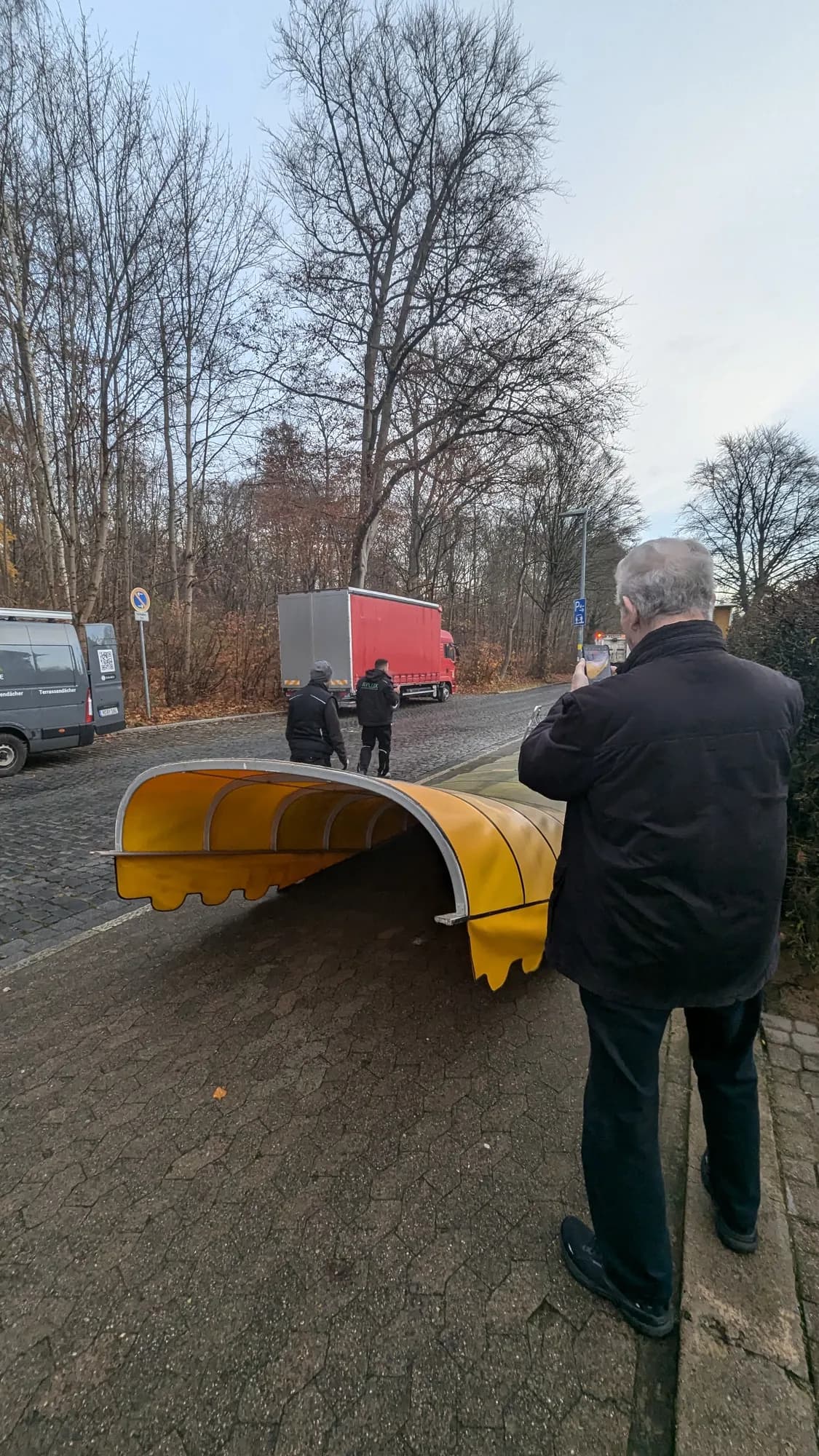 Sonnen- und Windschutz-Projekte von Azov Bau — Bild 1