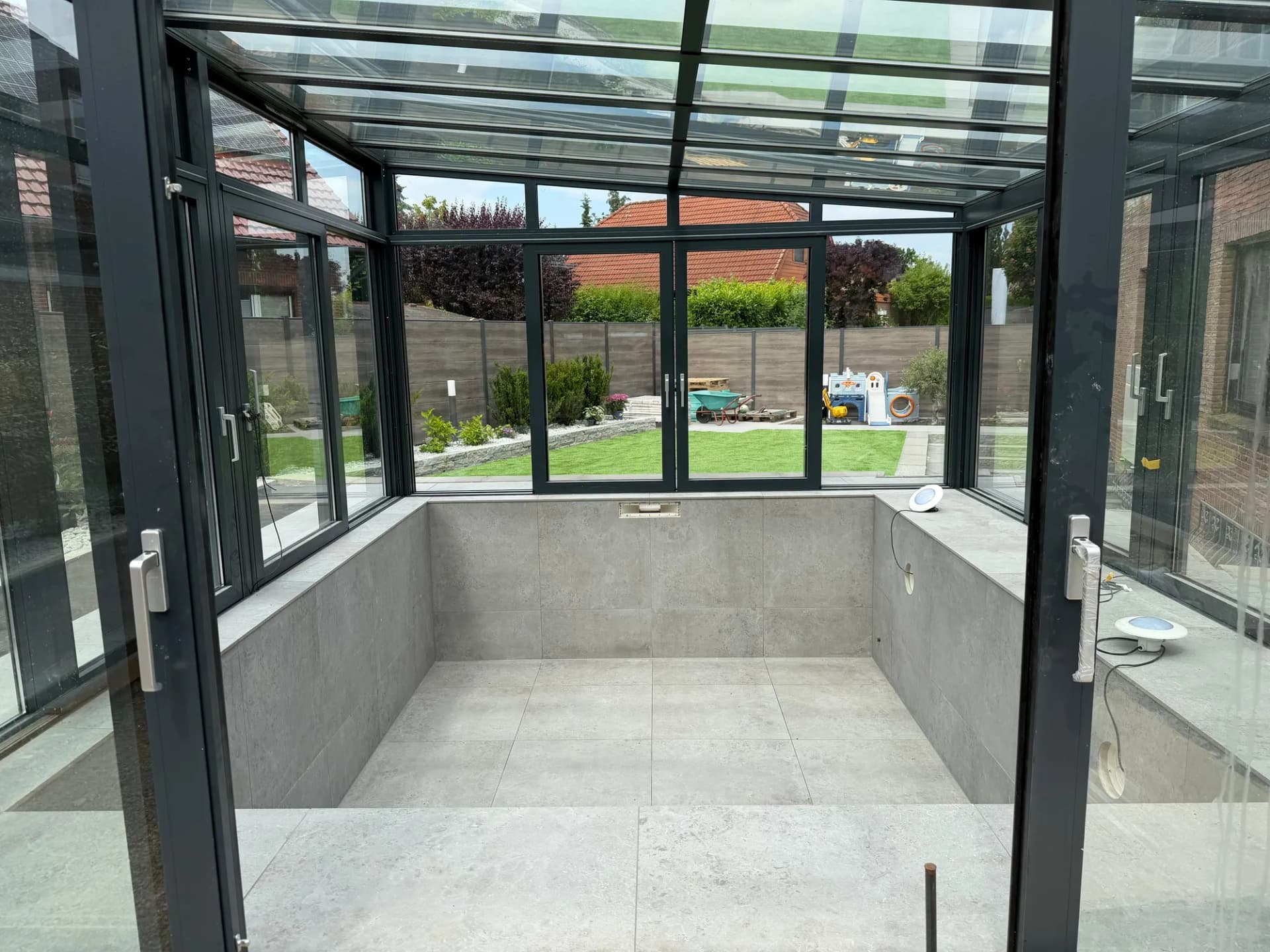 Wintergarten über dem Pool — Bild 9